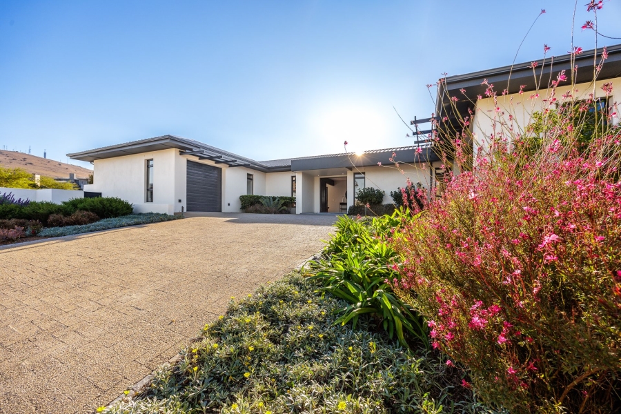 4 Bedroom Property for Sale in Clara Anna Fontein Western Cape